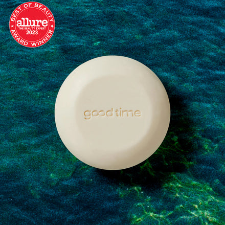 A round bar of good time hydrating Shampoo with allure award